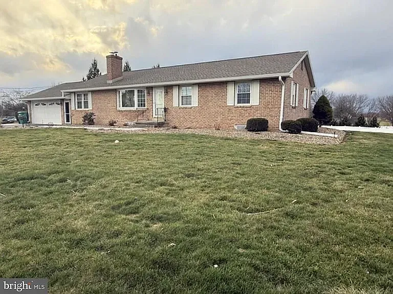 420 Heisers Ln — Photo 3