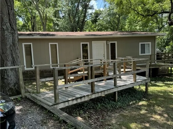 633 Butterfield Ave, West Fork, AR 72774