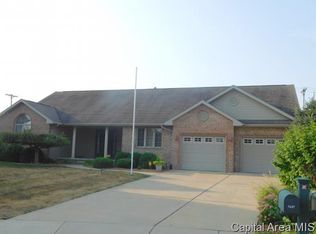 7637 Southport Ln, Springfield, IL 62711