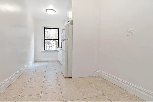 Rented by Arwell Realty | media 13