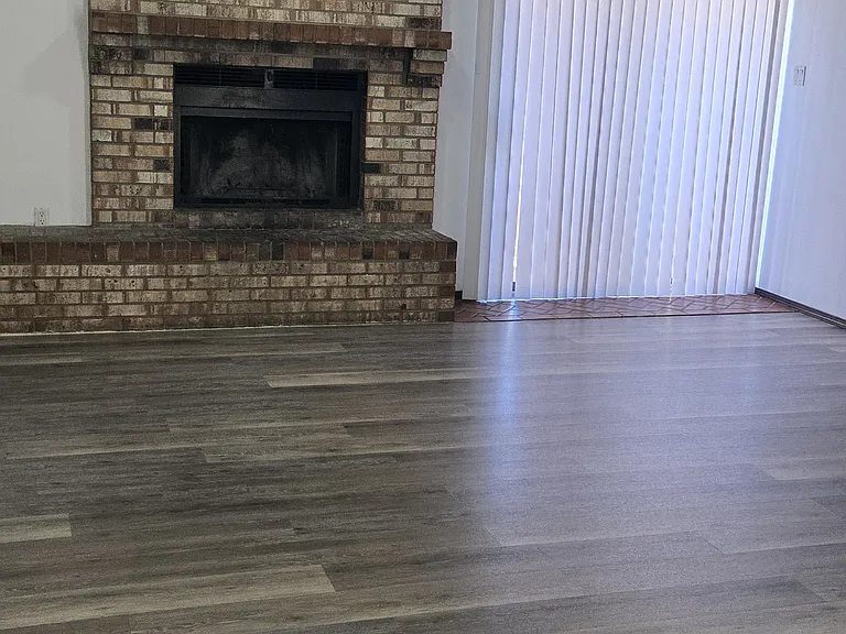 vinyl plank flooring