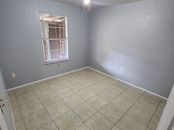 5th image of 1635 E 82nd Street Ct