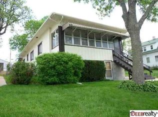 2711 S 20th St, Omaha, NE 68108