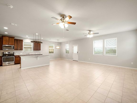 5th image of 5559 Heron Dr