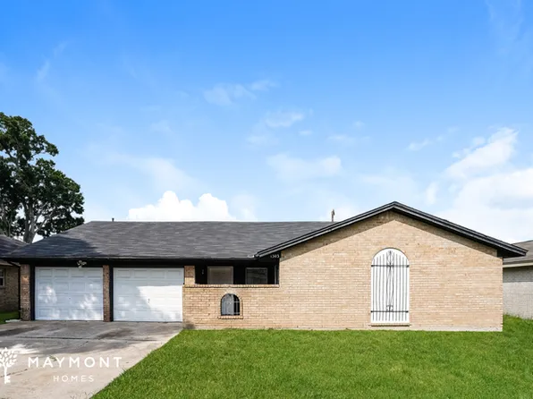 1303 Bayou Dr, Alvin, TX 77511