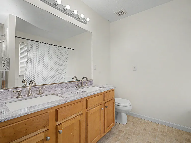 7973 Seabury Ct — Photo 26