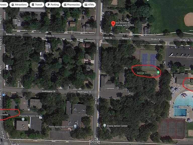 Your location to distance of staffed and clean laundromat and park names