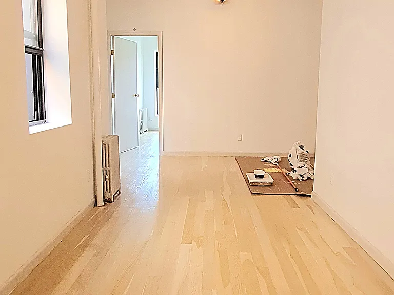 406 W 48th St #5FW — Photo 6