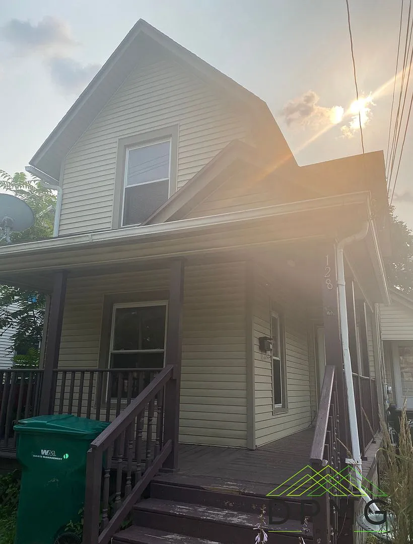 128 S Hosmer St Lansing, MI 48912 — Photo 4