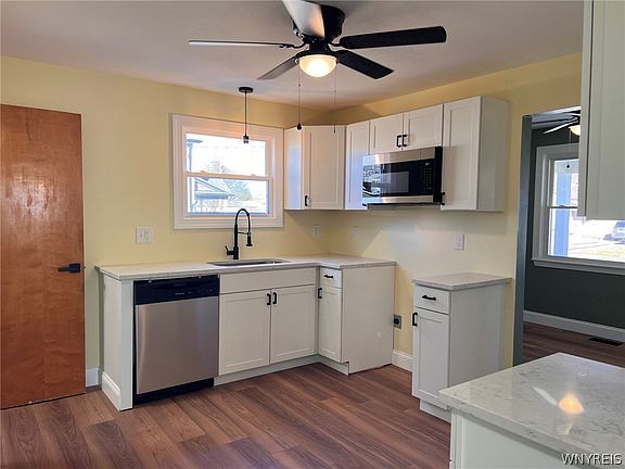 5th image of 134 Colby St