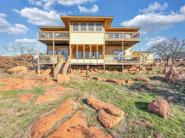 501 Big Rock Rd, Medicine Park, OK 73557