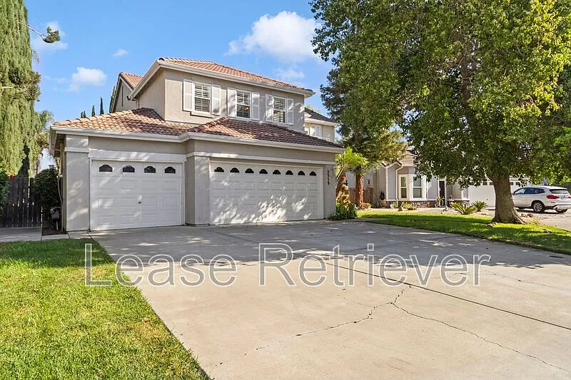 2359 Riviera Ct