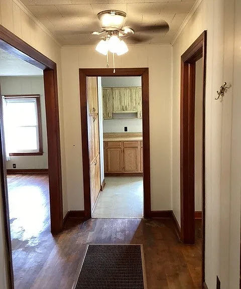 501 2nd St — Photo 3