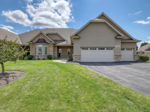 N35W23643 Auburn COURT, Pewaukee, WI 53072