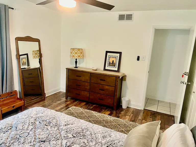 707 Saint Catherine Ct — Photo 12