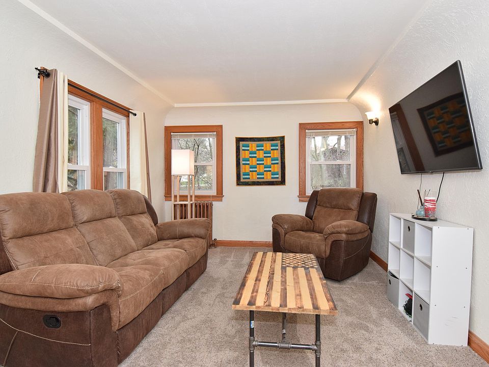 1st image of 8777 N 66th St