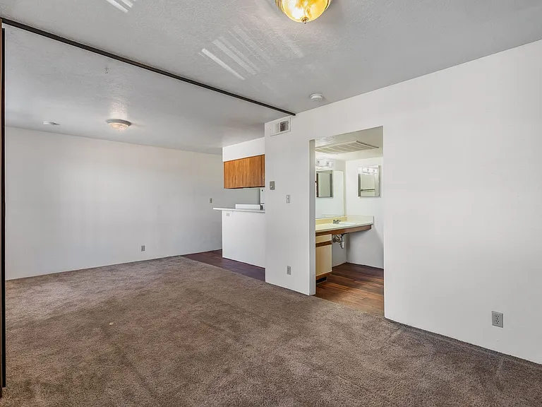 Brandywood Park Apartments — Photo 11