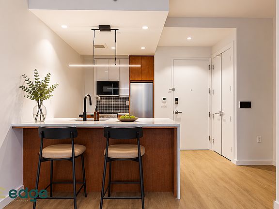 3rd image of 276 Grand Concourse APT 818