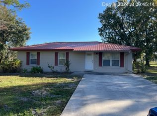 142 San Cristobal Ave E, East Palatka, FL 32131
