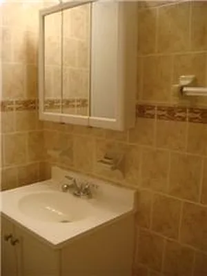 Rented by Luxury Property Group | media 28