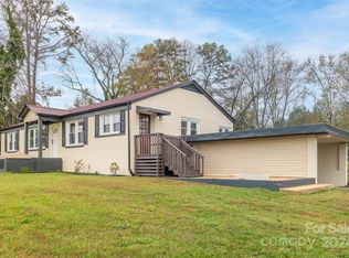 508 Burke St, Hickory, NC 28601