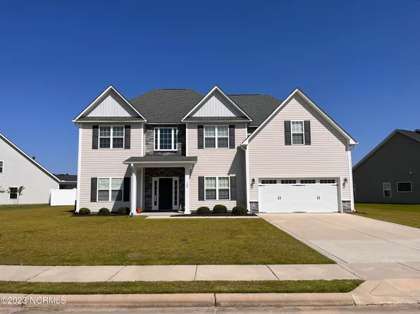 508 Seashore Street, Grimesland, NC 27837