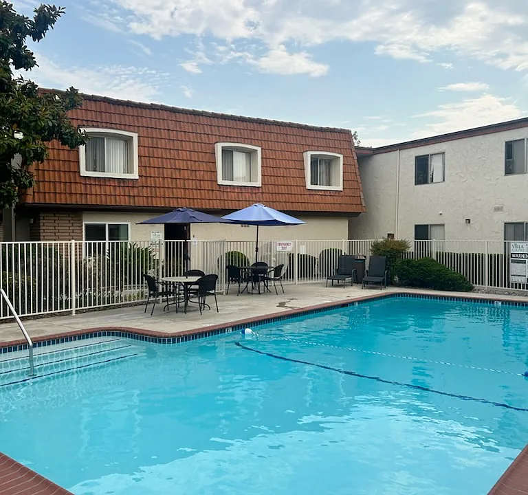 Villa Capri Apartments