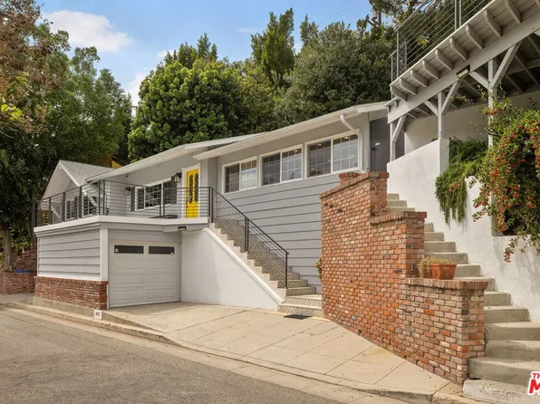 4115 Knobhill Dr, Sherman Oaks, CA 91403
