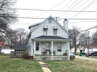 108 E 9th St, Pana, IL 62557