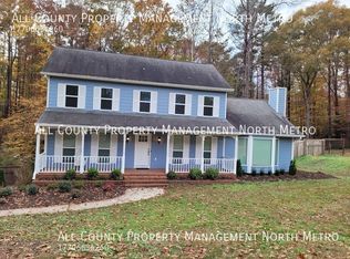 9590 Red Bird Ln, Johns Creek, GA 30022