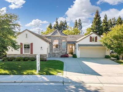 1925 Domaine Dr, Morgan Hill, CA, 95037