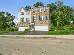 5 Force Dr, Budd Lake, NJ 07828