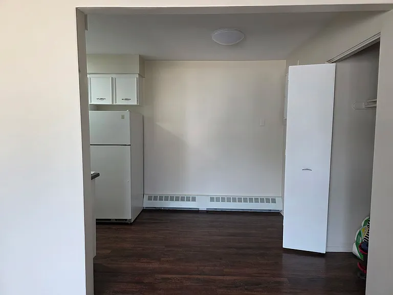 301 West St N — Photo 7