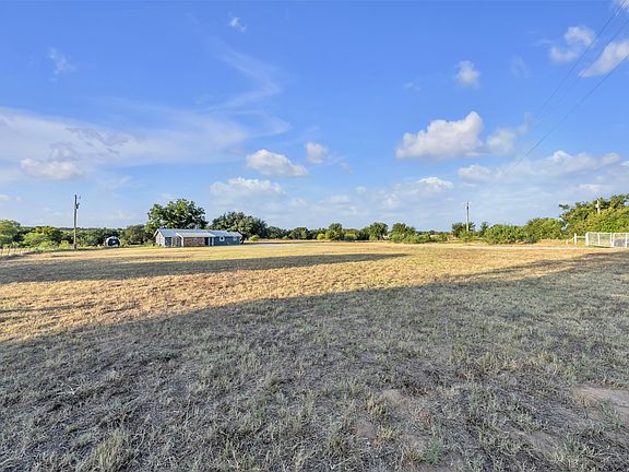 3rd image of 4080 Pleasant Valley Rd
