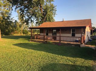 6736 State Route 161 Ext, Iuka, IL 62849