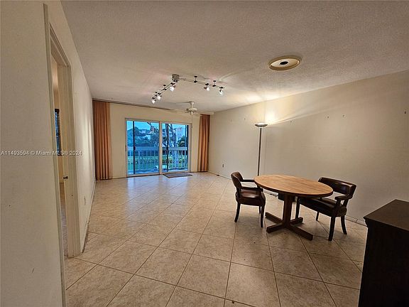 3rd image of 7740 Camino Real #G211