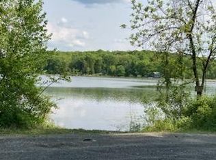 Silver Lake Rd, Rhinebeck, NY 12572