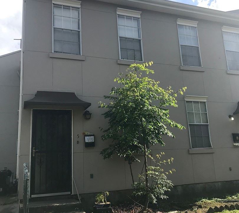 1st image of 4600 Laurel St APT 5