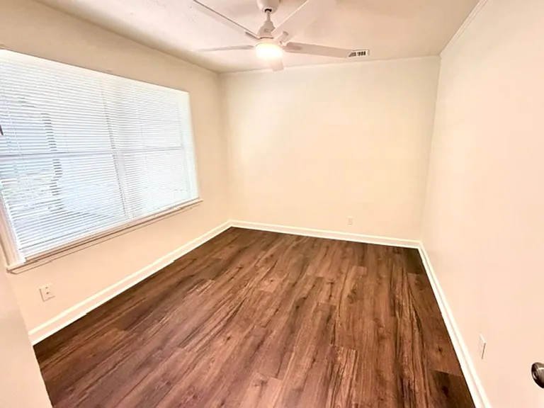 4499 E Dearing Rd — Photo 9
