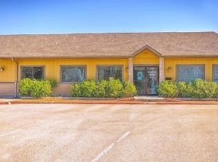 1705 Valley View Dr, College Station, TX 77840