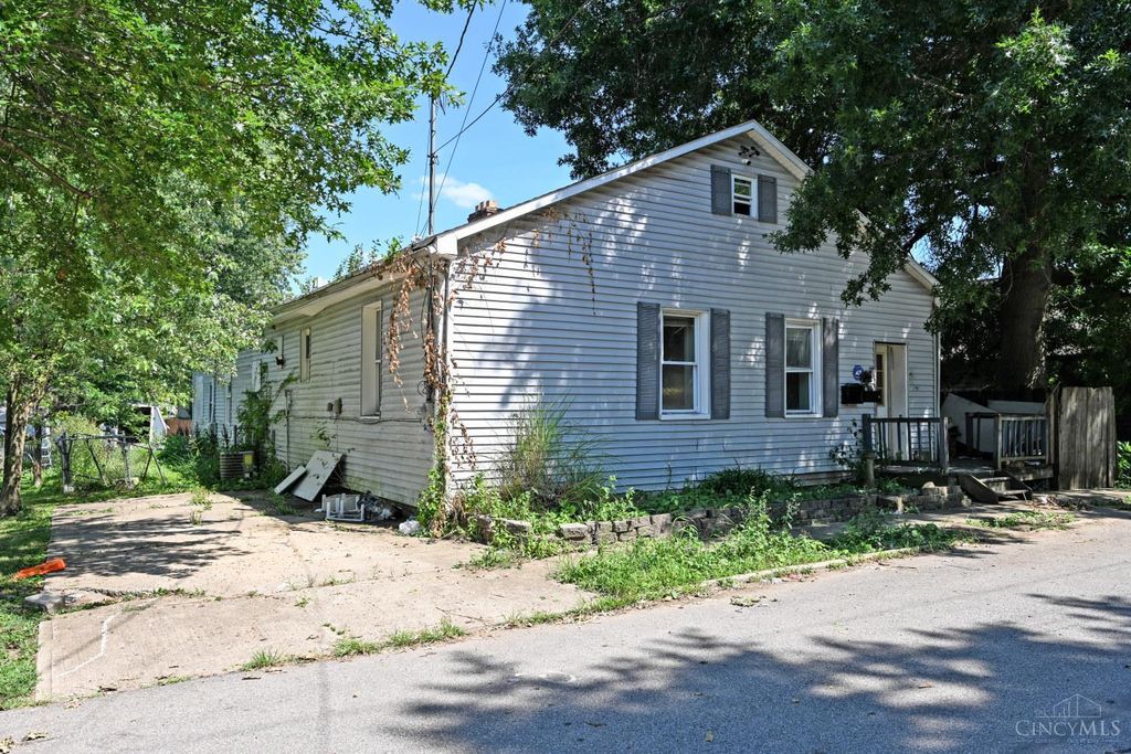Real estate listing image