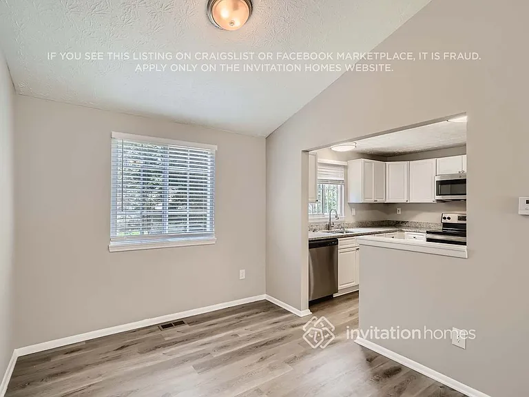 6083 Raintree Bnd — Photo 11