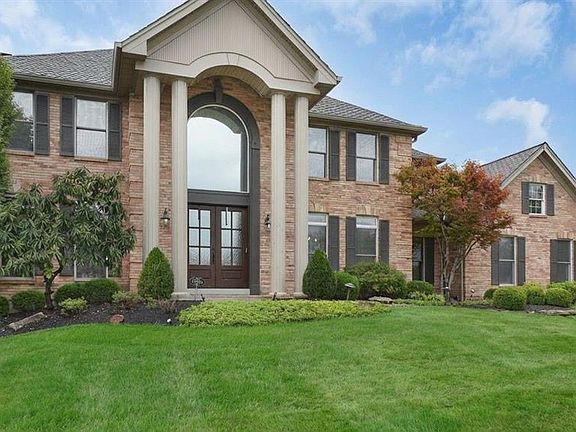 2nd image of 2167 Riding Trail Dr