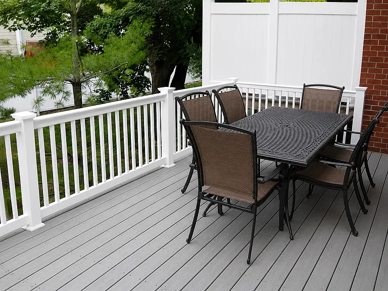 Private Deck