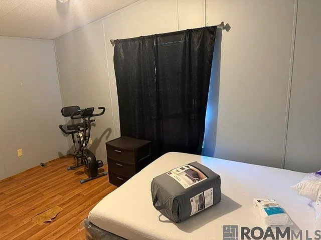 2 bed, 900 sqft, $1,400 — Photo 4