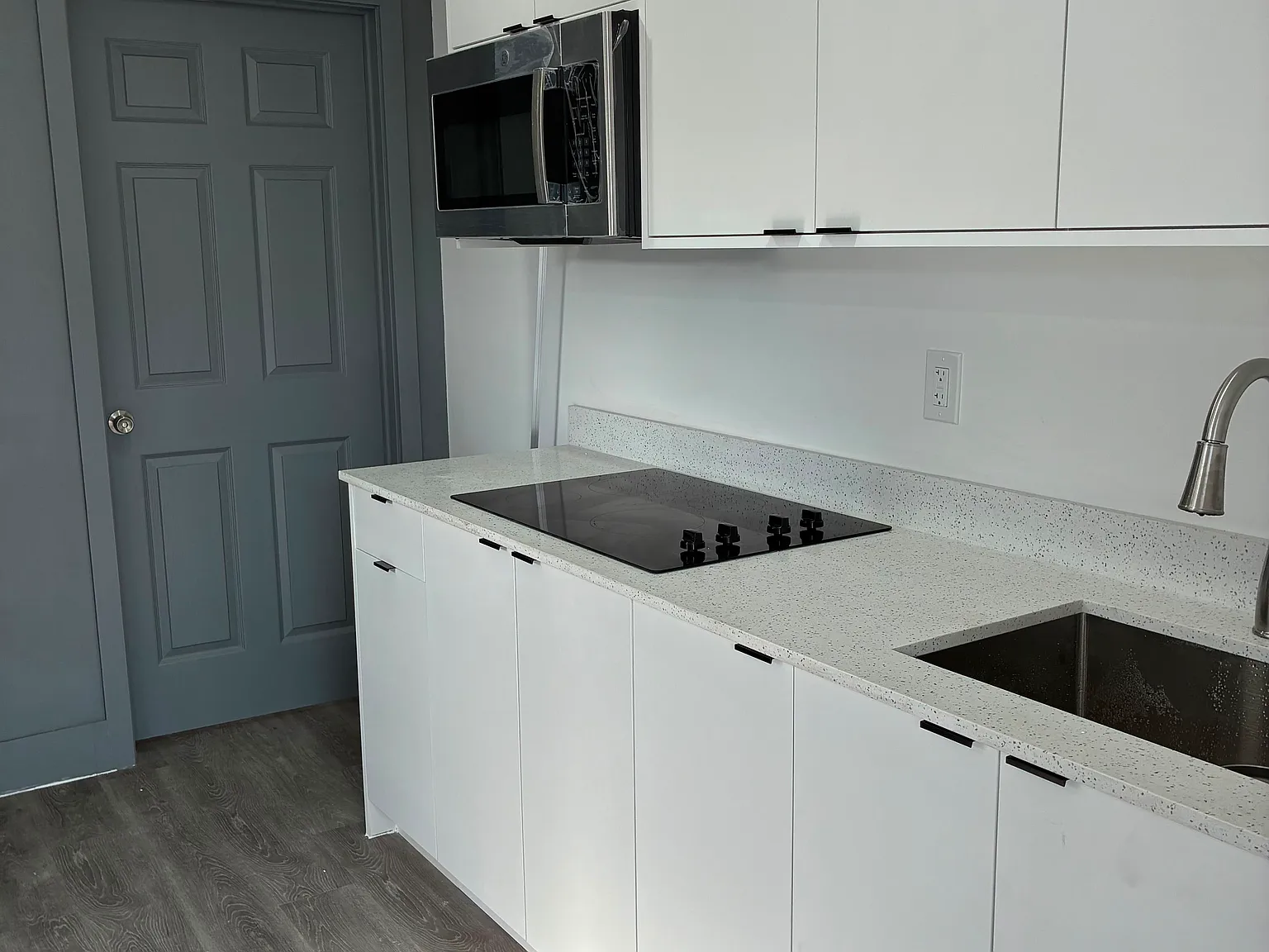 1 bed, 650 sqft, $1,500 — Photo 2