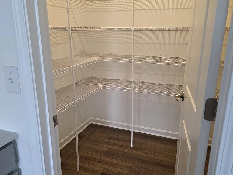 5242 Amaryllis Way — Photo 10