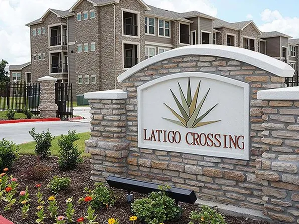 Latigo Crossing