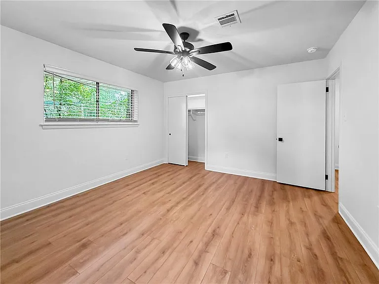 434 S Taylor St — Photo 11
