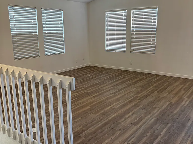 921 S Val Vista Dr #57 — Photo 2